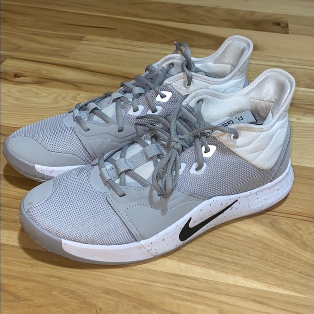 Paul George 3 grey men’s size 11